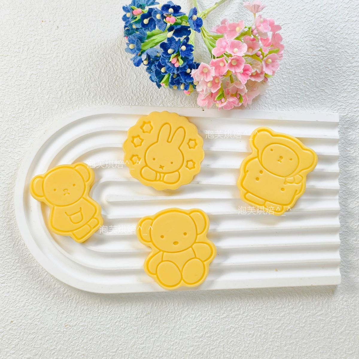 Cute 3D Press Cookie Mold with - Kitchen Appliances Packages review and price